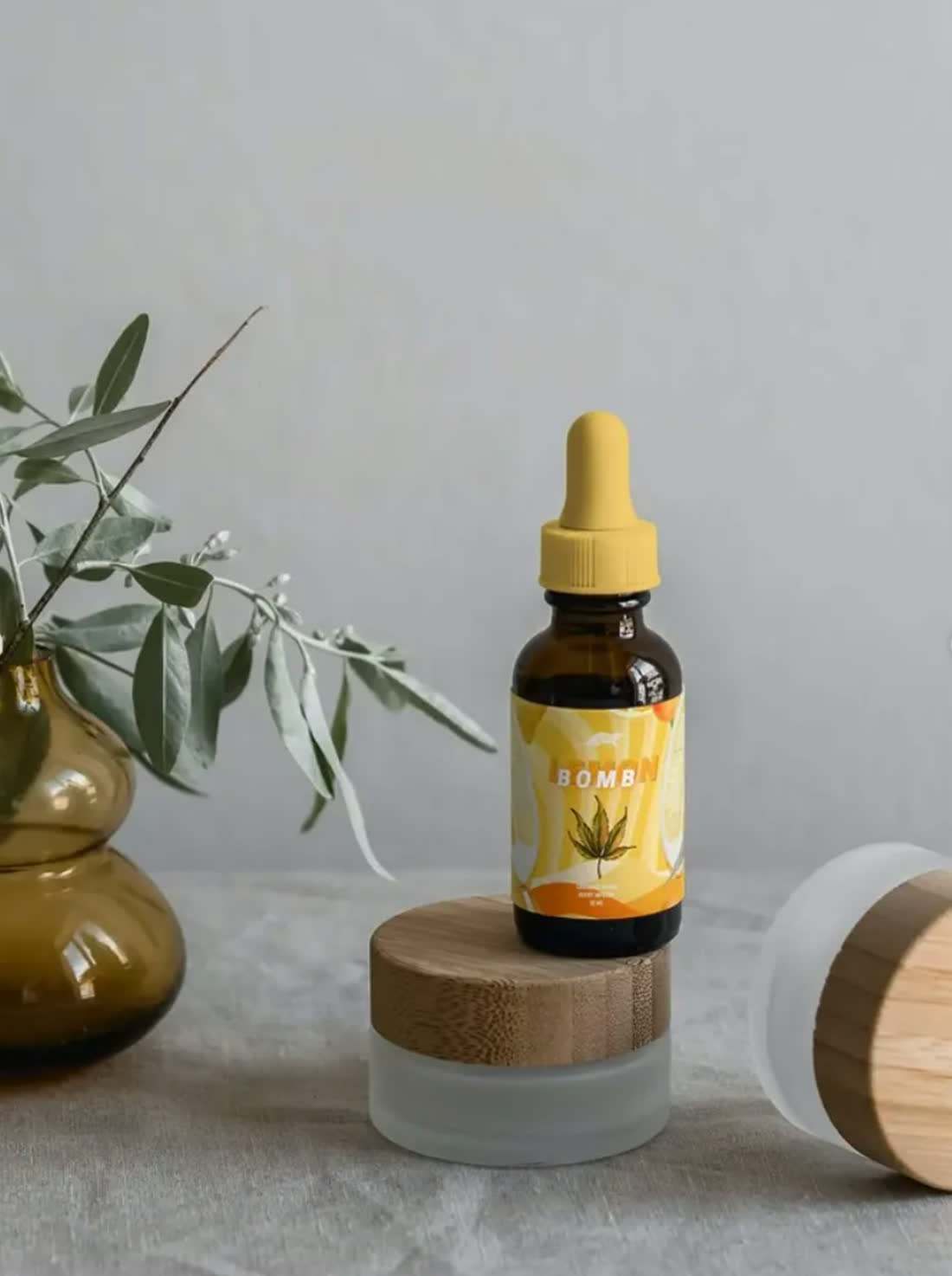 BOMB serum with botanicals